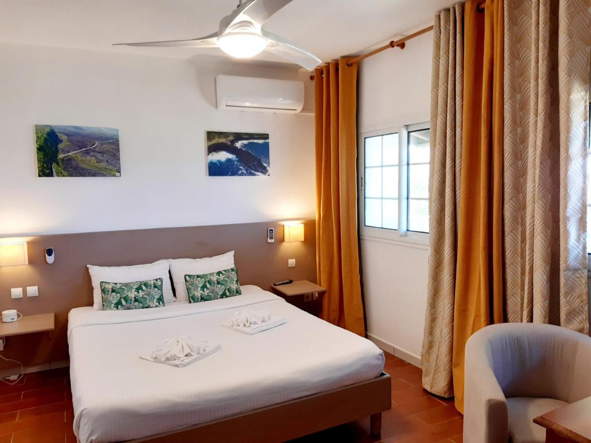 Hotel Les Embruns Du Baril แซงต์ฟิลิป ภายนอก รูปภาพ